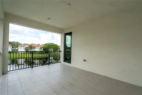 11826 SW 13th Court Pembroke Pines FL 33025