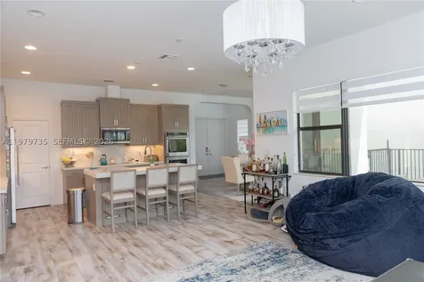 11826 SW 13th Court Pembroke Pines FL 33025