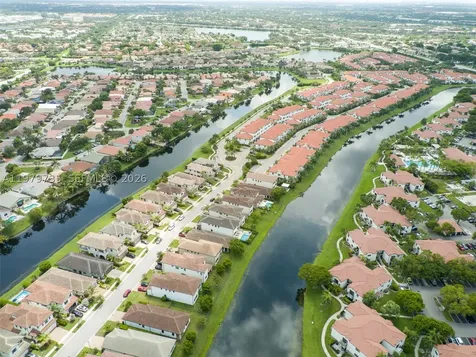 11826 SW 13th Court Pembroke Pines FL 33025