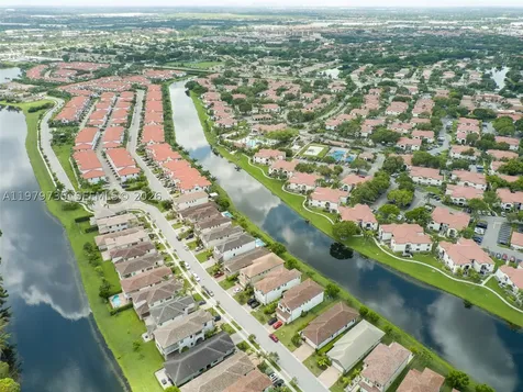 11826 SW 13th Court Pembroke Pines FL 33025