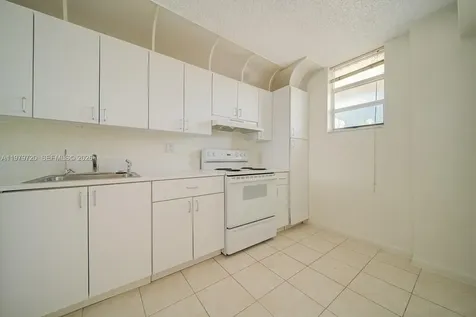 2903 N Miami Beach Boulevard North Miami Beach FL 33160