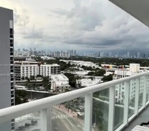 2457 Collins Avenue Miami Beach FL 33140