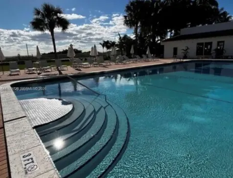 2457 Collins Avenue Miami Beach FL 33140