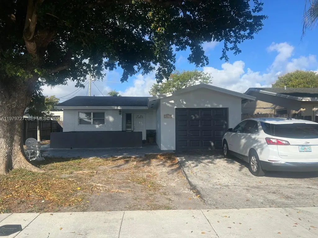3771 NE 16th Avenue Pompano Beach FL 33064