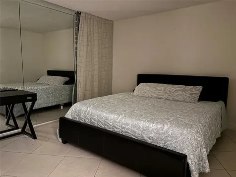 3301 N Country Club Drive Aventura FL 33180
