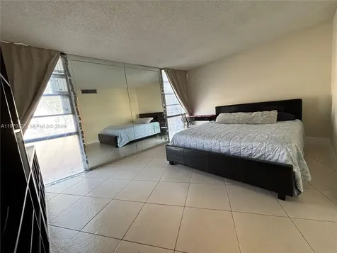 3301 N Country Club Drive Aventura FL 33180