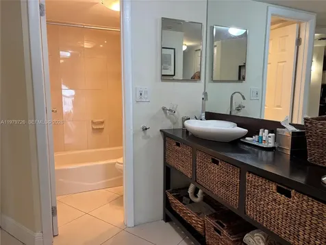 3301 N Country Club Drive Aventura FL 33180