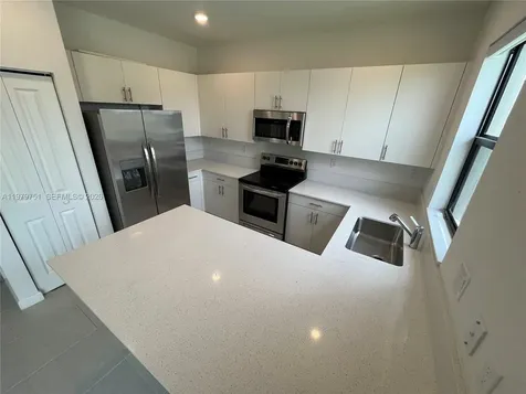 9960 SW 228th Terrace Miami FL 33190