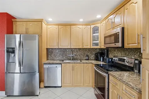 720 SW 81 Terrace North Lauderdale FL 33068
