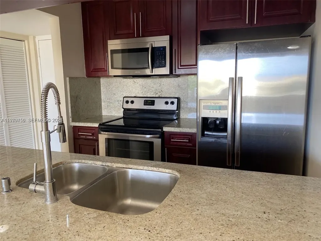 8002 SW 149th Avenue Miami FL 33193
