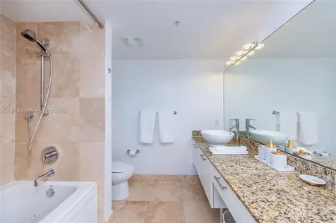 41 SE 5th Street Miami FL 33131