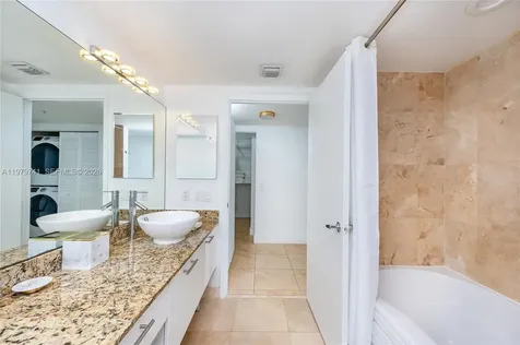 41 SE 5th Street Miami FL 33131