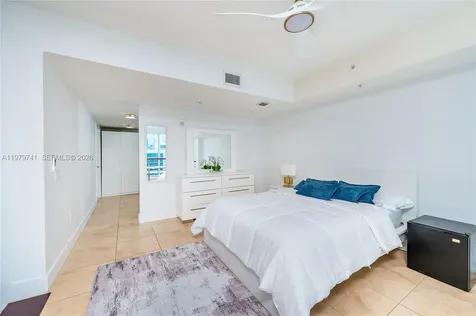 41 SE 5th Street Miami FL 33131