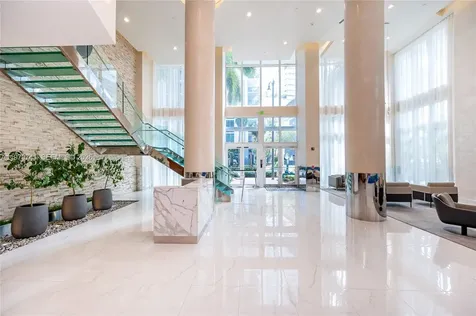 41 SE 5th Street Miami FL 33131