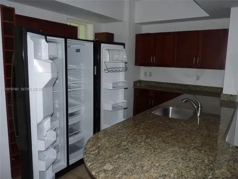 7285 SW 90th Street Miami FL 33156