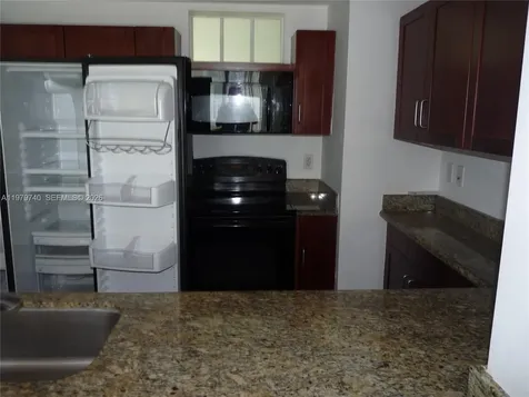 7285 SW 90th Street Miami FL 33156