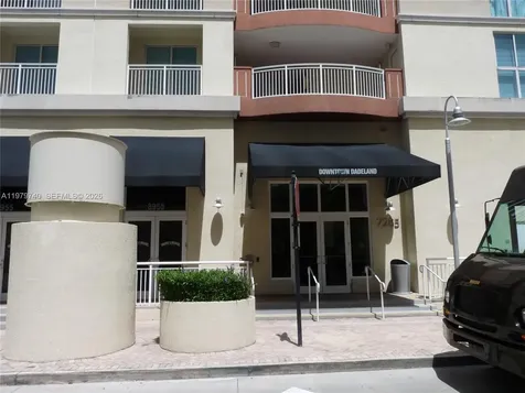 7285 SW 90th Street Miami FL 33156