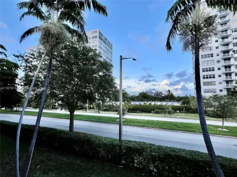 North Miami FL 33181