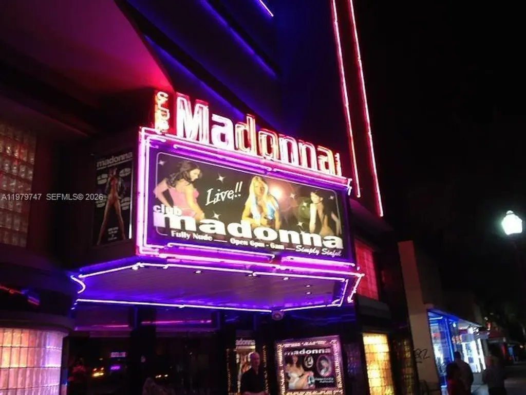 1527 Washington Avenue Miami Beach FL 33139
