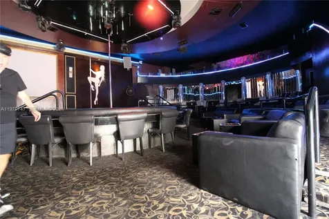 1527 Washington Avenue Miami Beach FL 33139