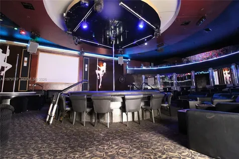 1527 Washington Avenue Miami Beach FL 33139