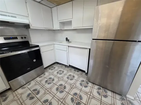 15600 NW 7th Avenue Miami FL 33169