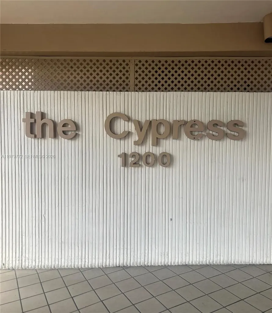 1200 Saint Charles Place Pembroke Pines FL 33026