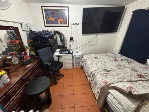 3533 NW 2nd Terrace Miami FL 33125