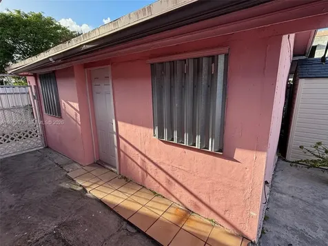 3533 NW 2nd Terrace Miami FL 33125