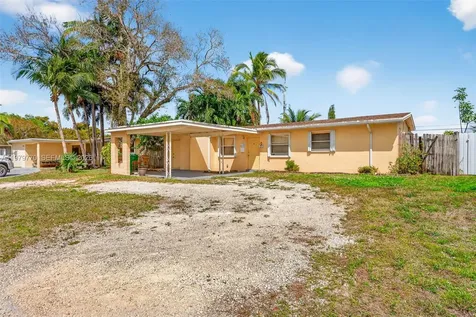 7761 NW 36th Street Davie FL 33024