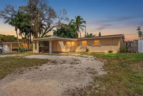 7761 NW 36th Street Davie FL 33024