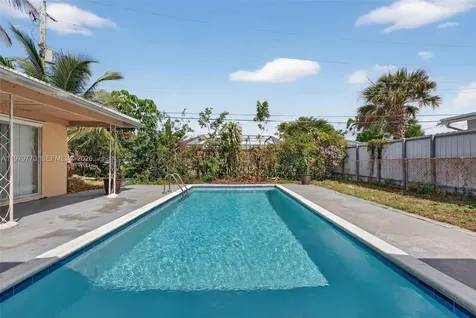 7761 NW 36th Street Davie FL 33024