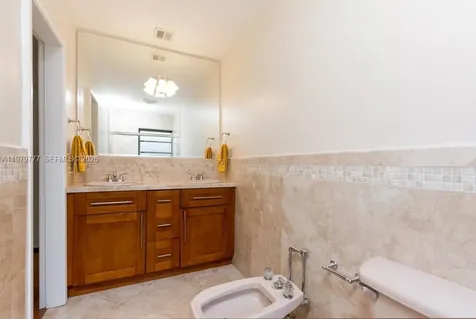 4950 San Amaro Drive Coral Gables FL 33146