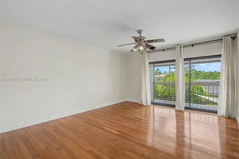 4950 San Amaro Drive Coral Gables FL 33146