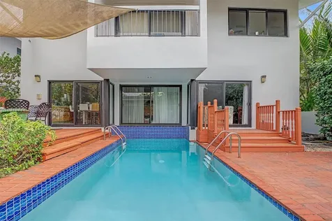 4950 San Amaro Drive Coral Gables FL 33146