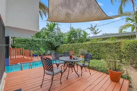 4950 San Amaro Drive Coral Gables FL 33146