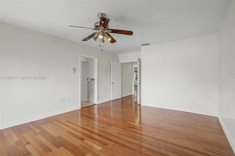 4950 San Amaro Drive Coral Gables FL 33146