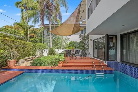 4950 San Amaro Drive Coral Gables FL 33146