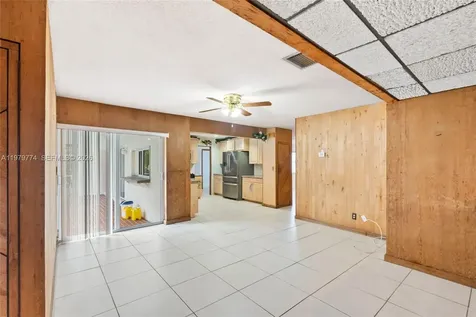 8310 SW 26th Place Davie FL 33328