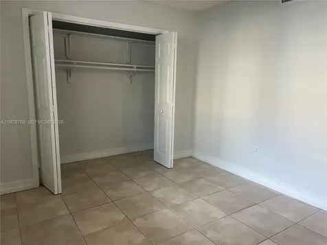 6950 Miami Gardens Drive Hialeah FL 33015