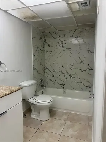 6950 Miami Gardens Drive Hialeah FL 33015