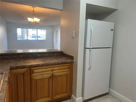 6950 Miami Gardens Drive Hialeah FL 33015
