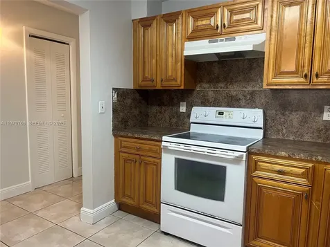 6950 Miami Gardens Drive Hialeah FL 33015