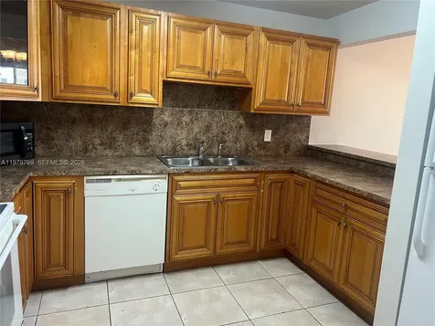 6950 Miami Gardens Drive Hialeah FL 33015