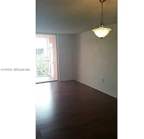 19825 SW 114th Avenue Miami FL 33157