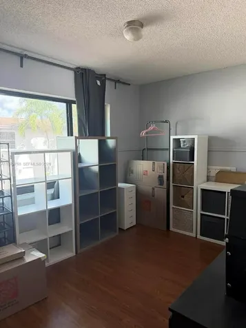 6936 SW 110th Avenue Miami FL 33173