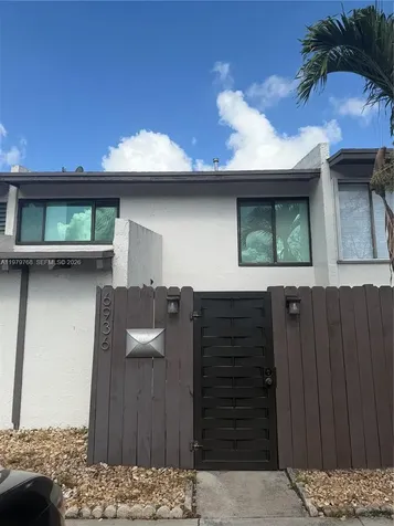 6936 SW 110th Avenue Miami FL 33173