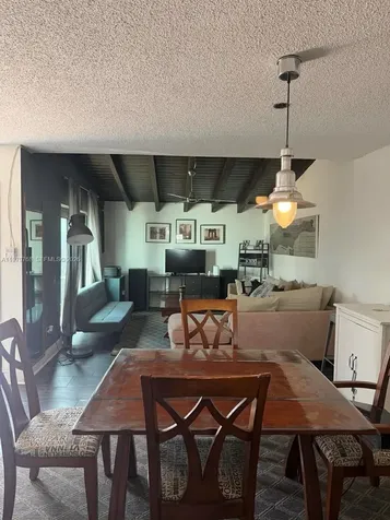 6936 SW 110th Avenue Miami FL 33173