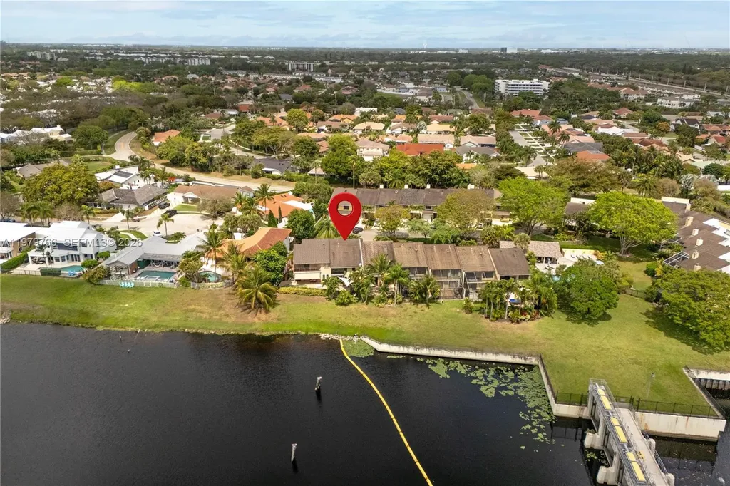 5692 Santiago Circle Boca Raton FL 33433