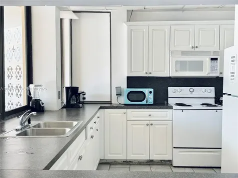 7891 N Sunrise Lakes Drive Sunrise FL 33322